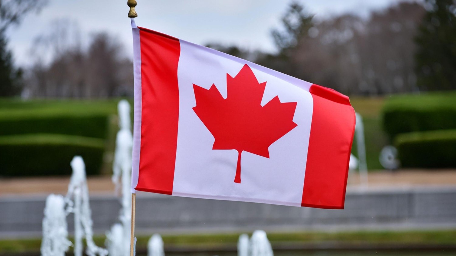 Alberta Courts AI Data Centers with Cheap Natural Gas, Challenging Canada’s Clean Energy Vision
